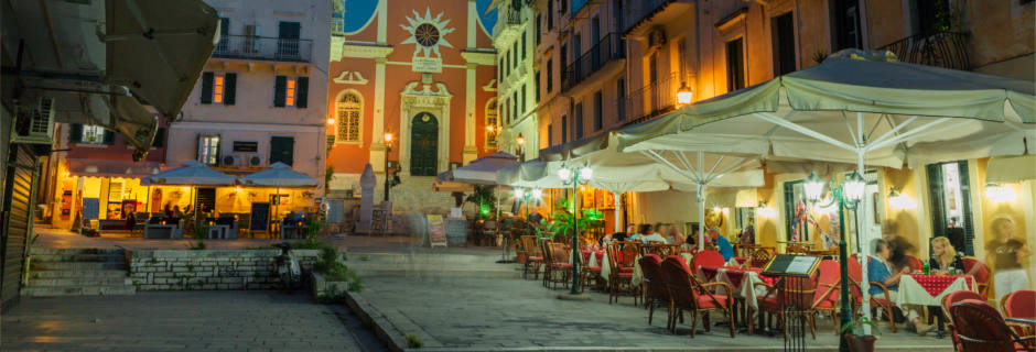 Bars en restaurants in Corfu-stad