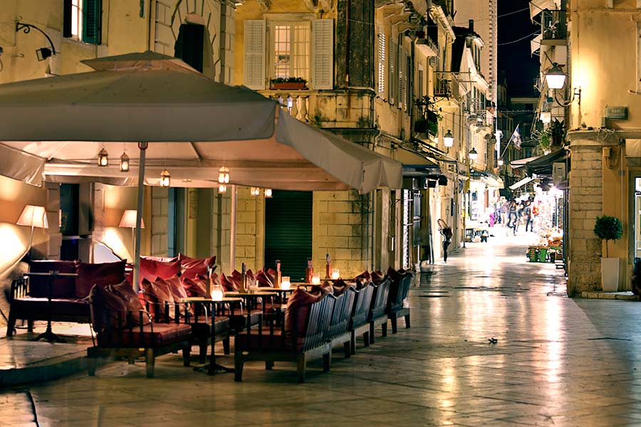 Café in Corfu-stad